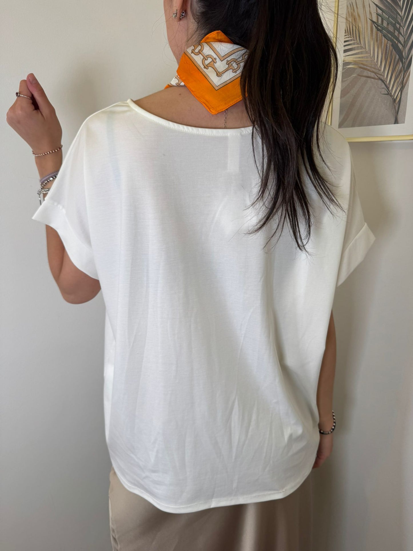 T-shirt over foù