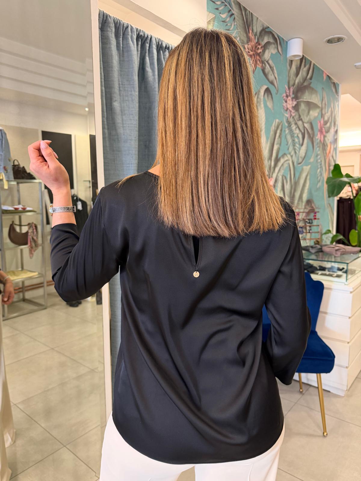 Blusa manica 3/4 nera