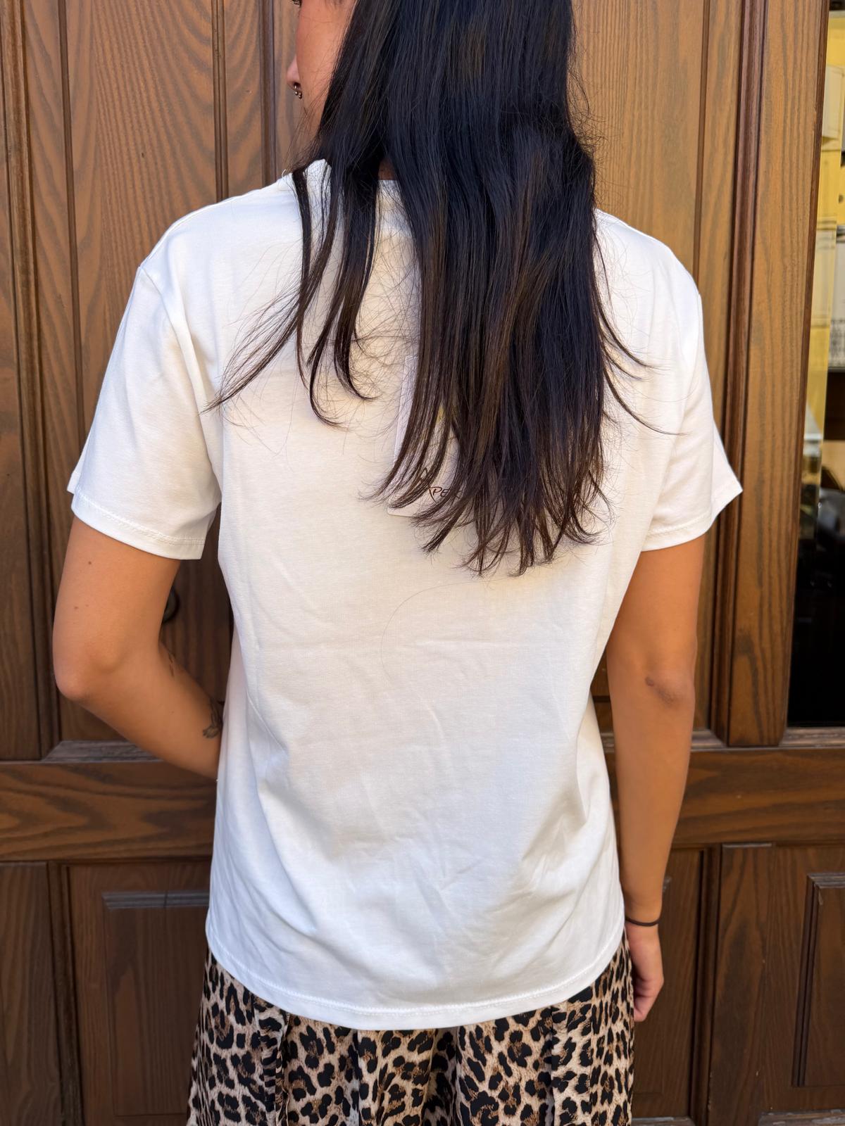 T-shirt cherry