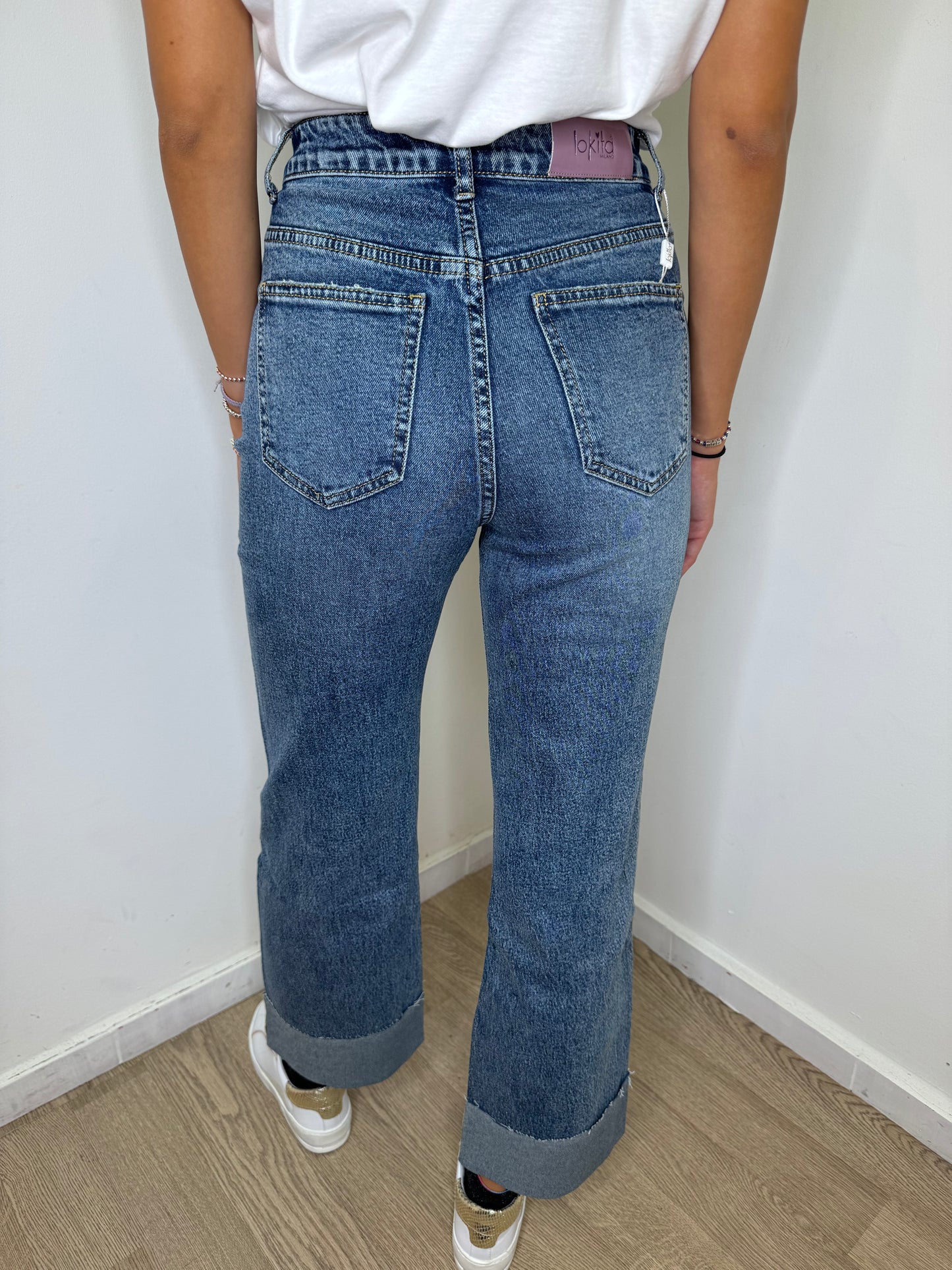 Jeans palazzo con risvolto