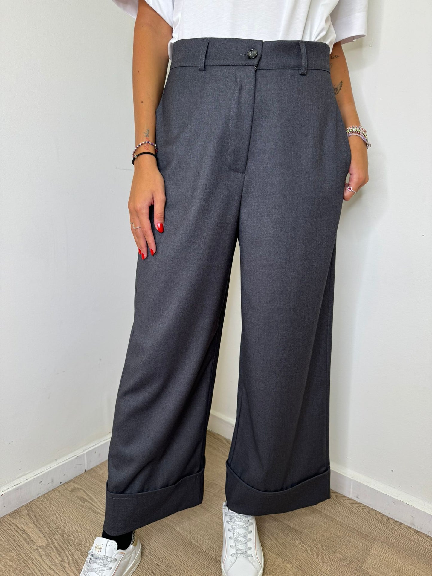 Pantalone risvolto grigio