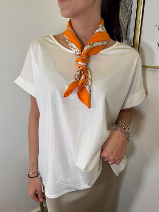 T-shirt over foù