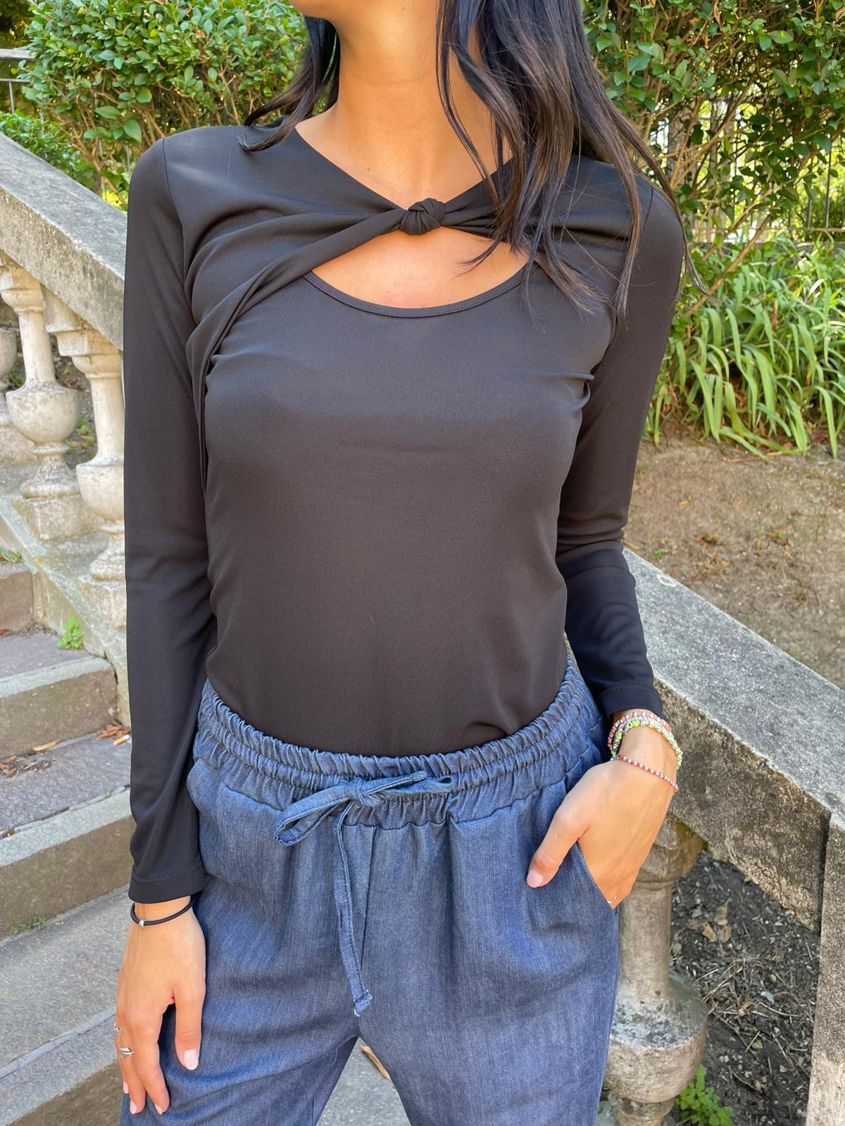 Maglia cut out nera
