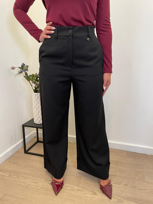 Pantalone risvolto nero