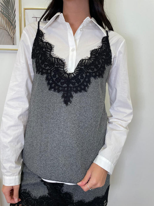 Top pizzo e panno grigio