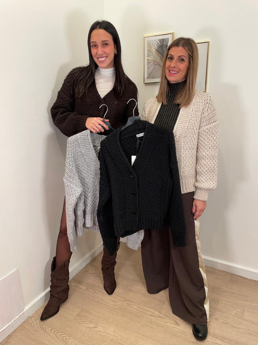 Cardigan crochet over