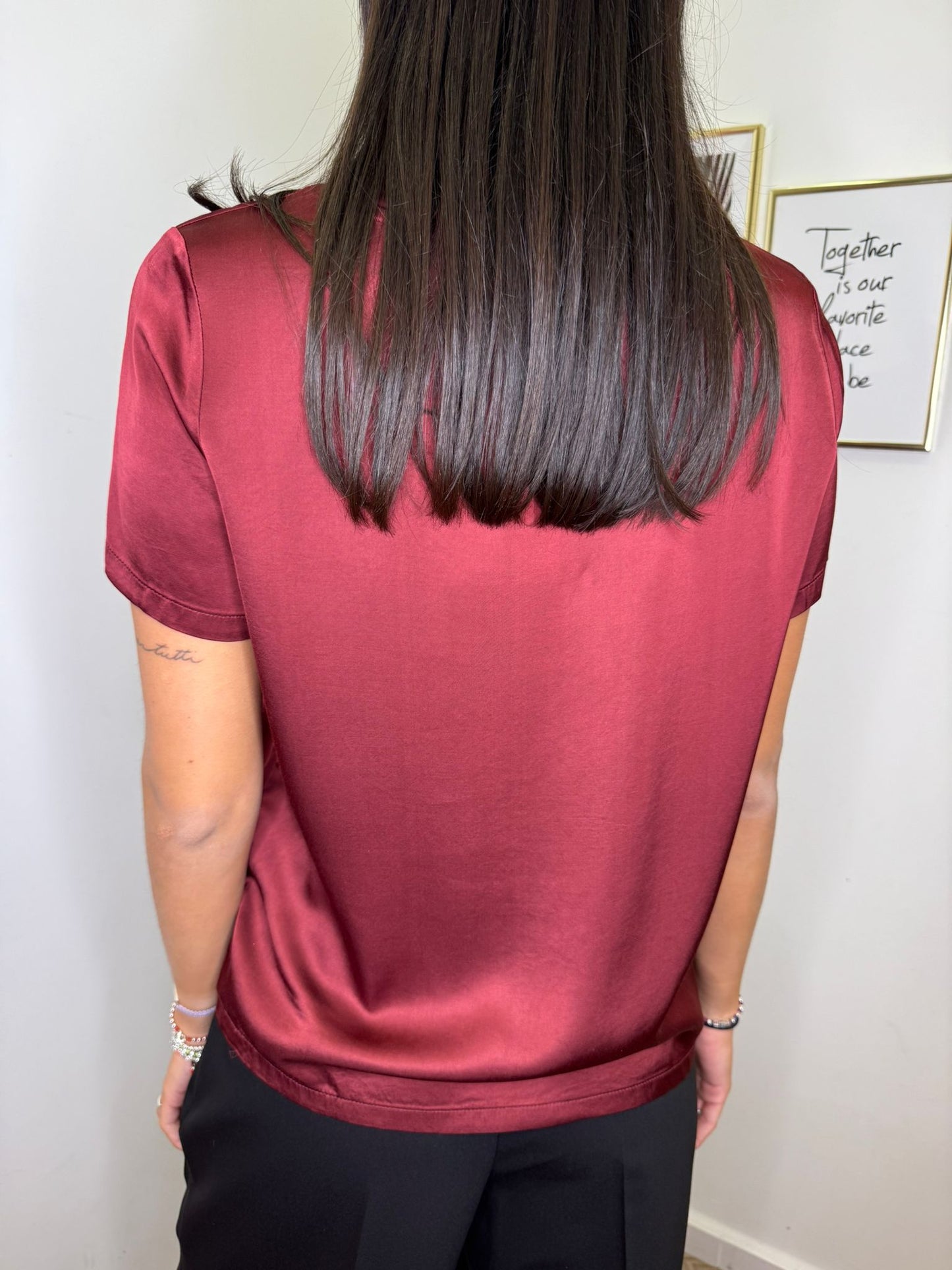 Blusa raso bordeaux