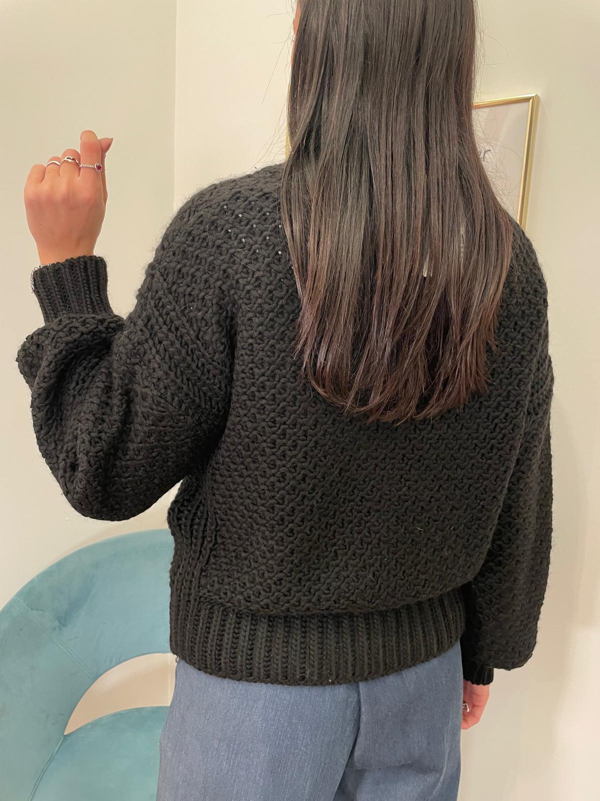 Cardigan crochet over