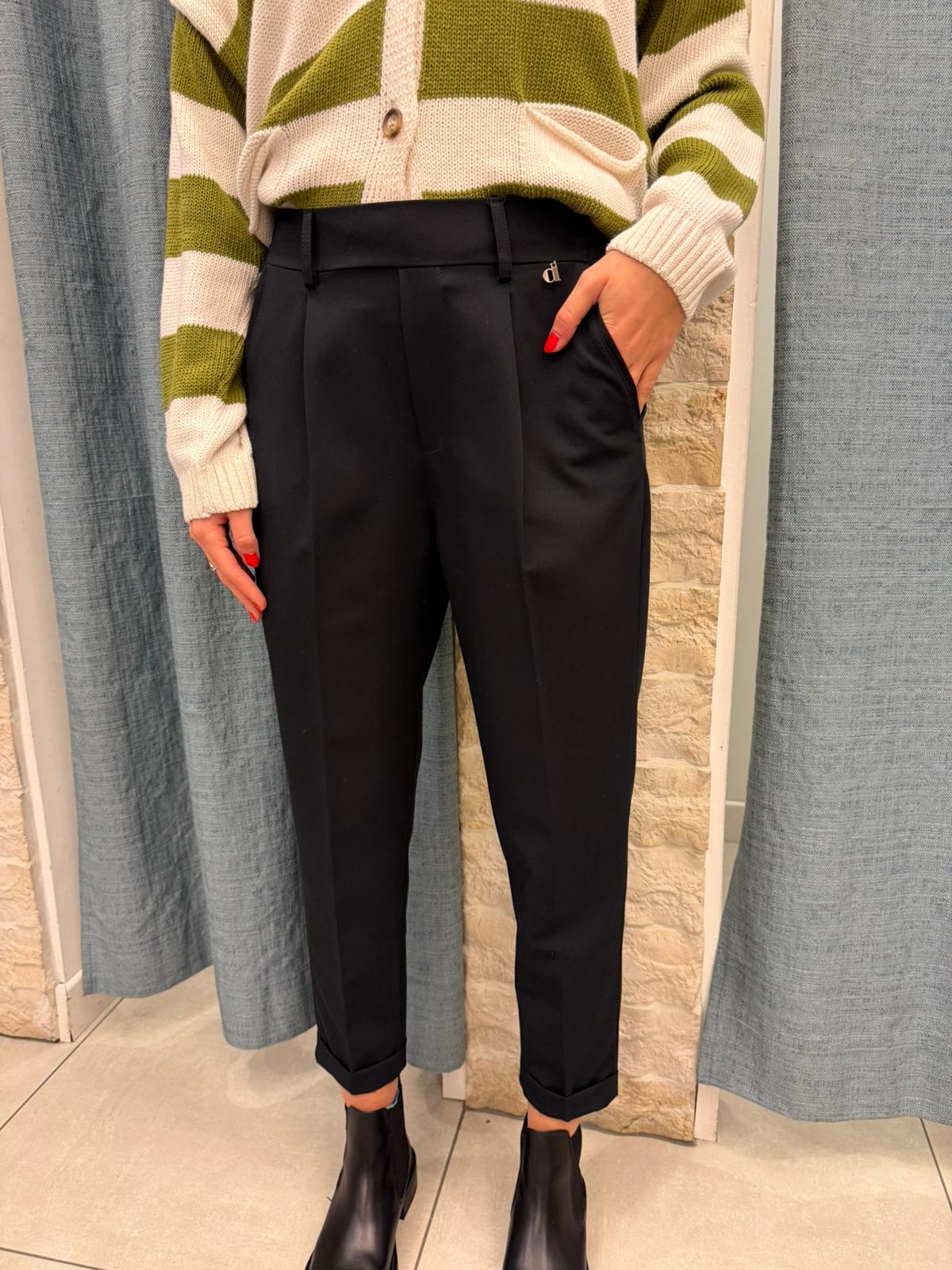 Pantalone pinces