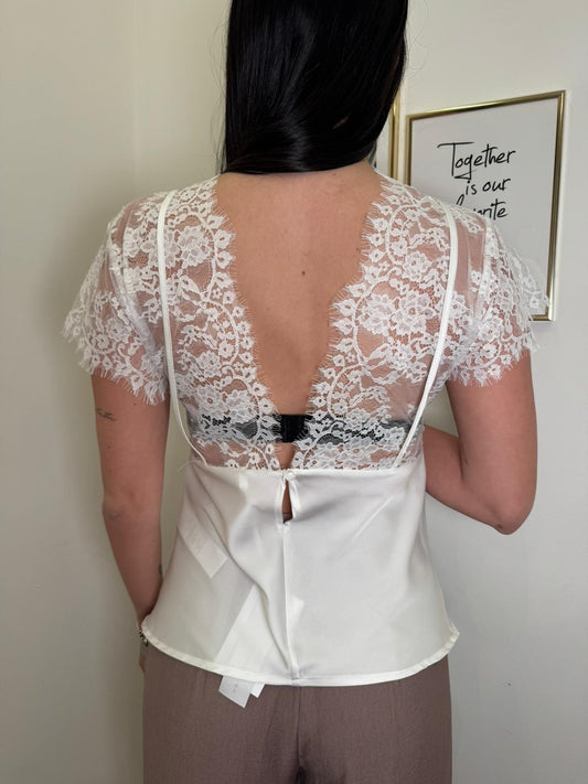 Top raso e pizzo
