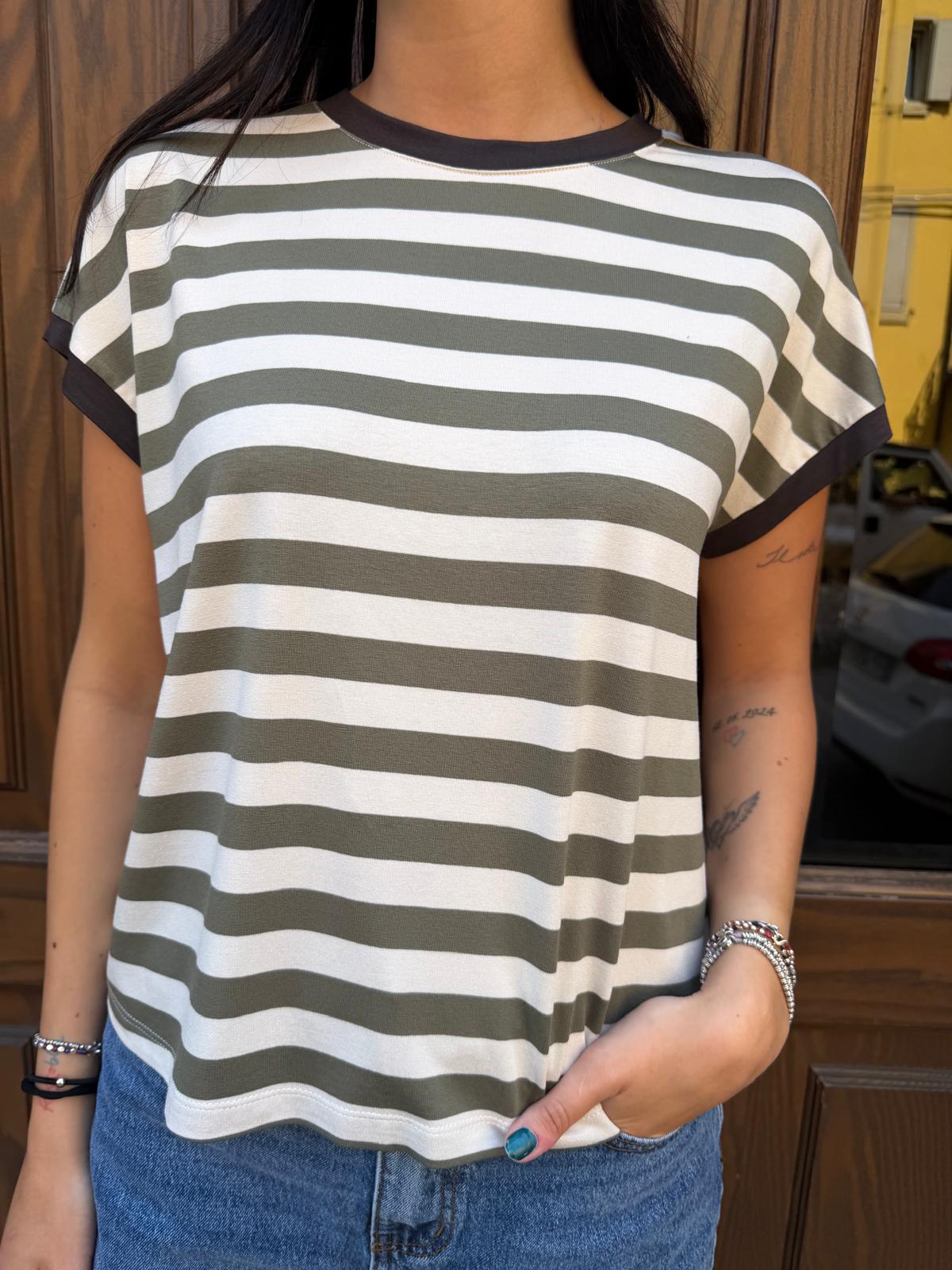 T-shirt righe salvia