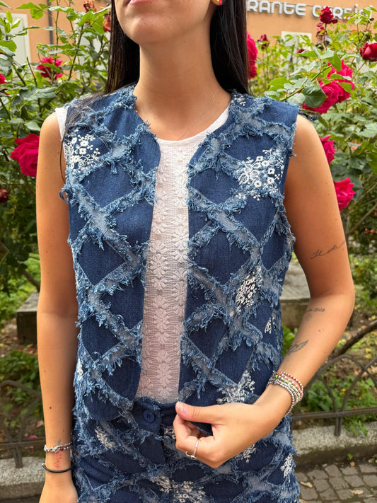 Gilet in denim ricamo