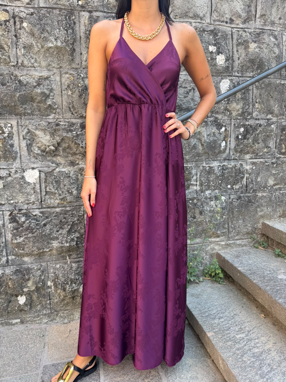 Abito portafoglio ricamato